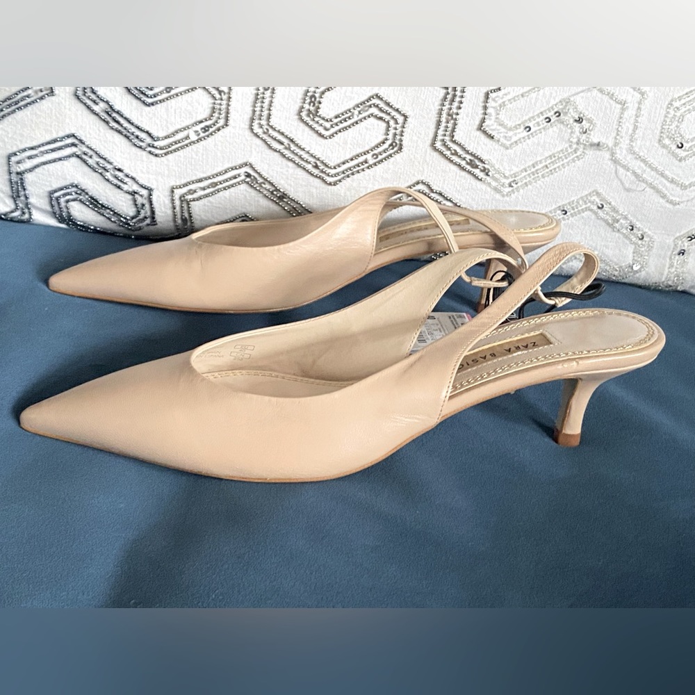 ZARA Basics Kitten Heel Slingback